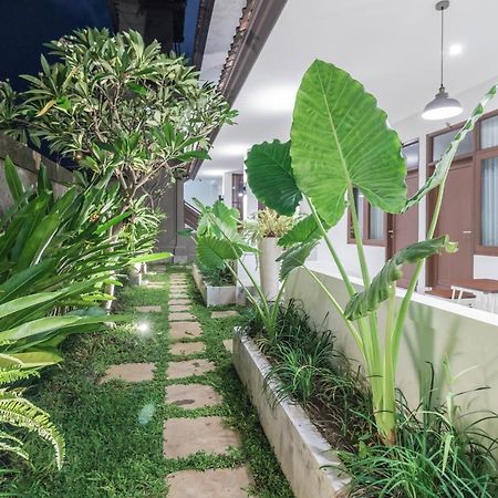 Kak Garden Inn Kuta Lombok Esterno foto