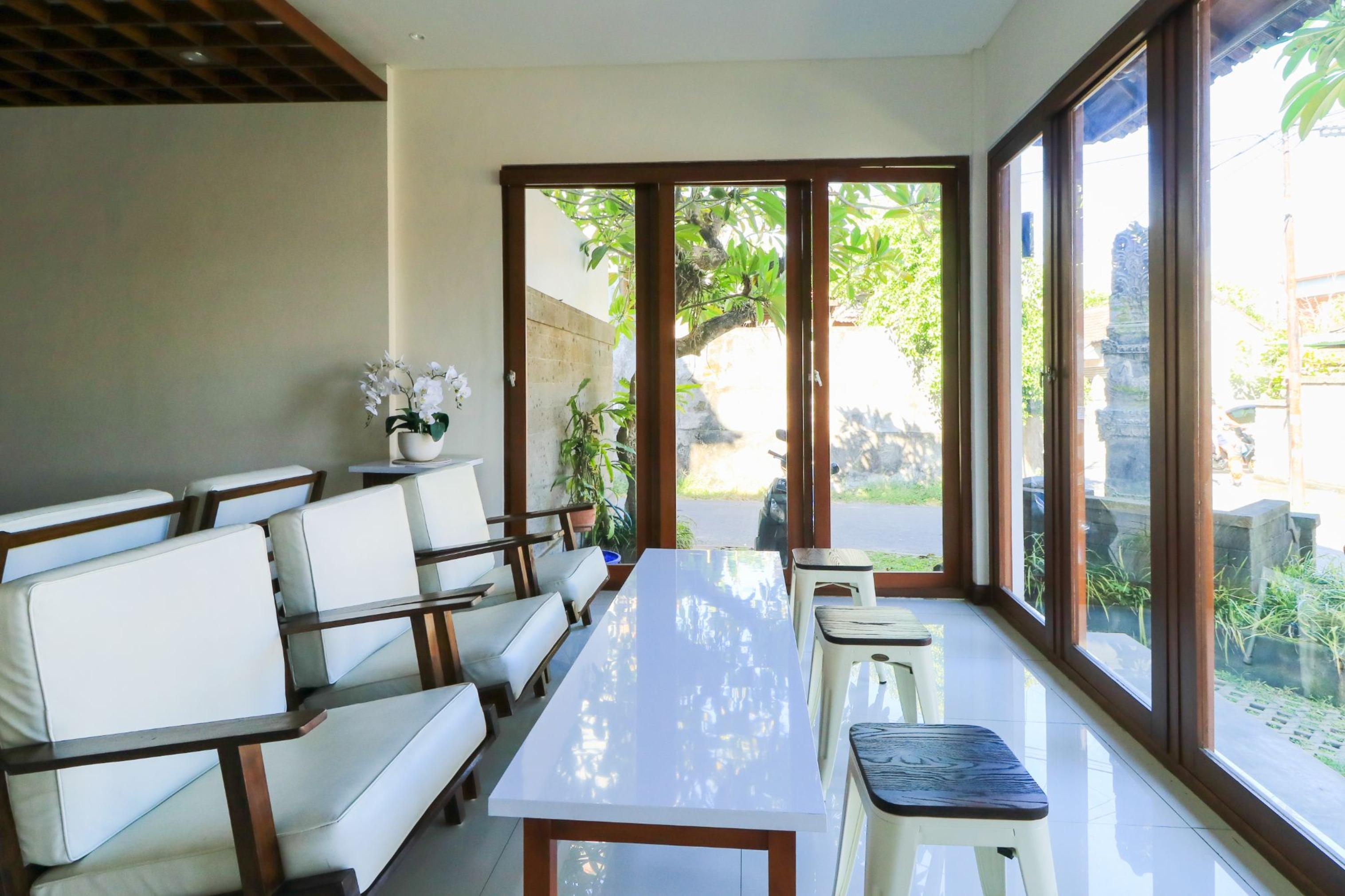 Kak Garden Inn Kuta Lombok Esterno foto